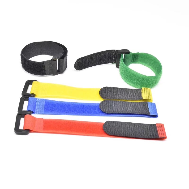 stahovací pásky na suchý zip velcro tape