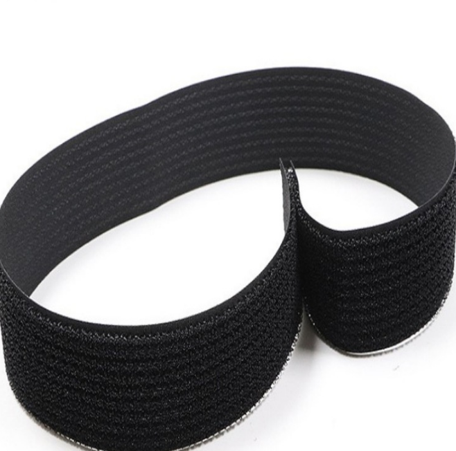suchy zip 25 mm plys a hacek na jednom velcro